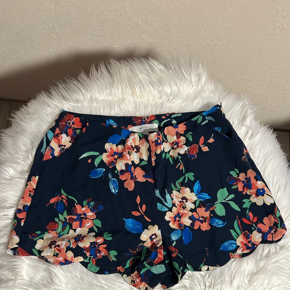 Blue flowers shorts